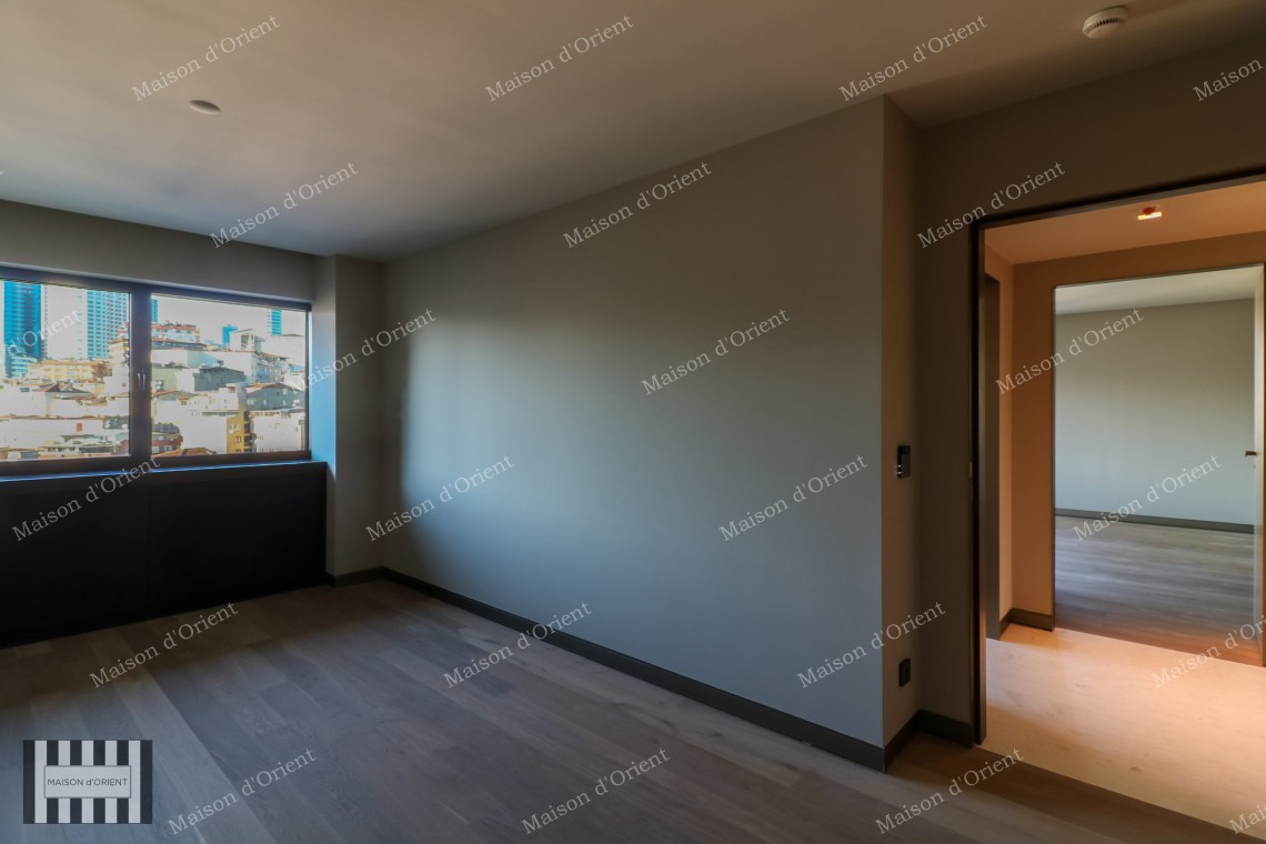 4+1 Residence with Panoramic City View for Sale in Nisantasi