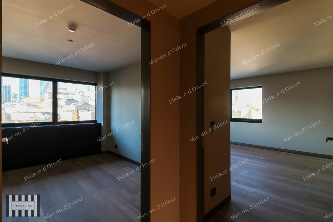 4+1 Residence with Panoramic City View for Sale in Nisantasi