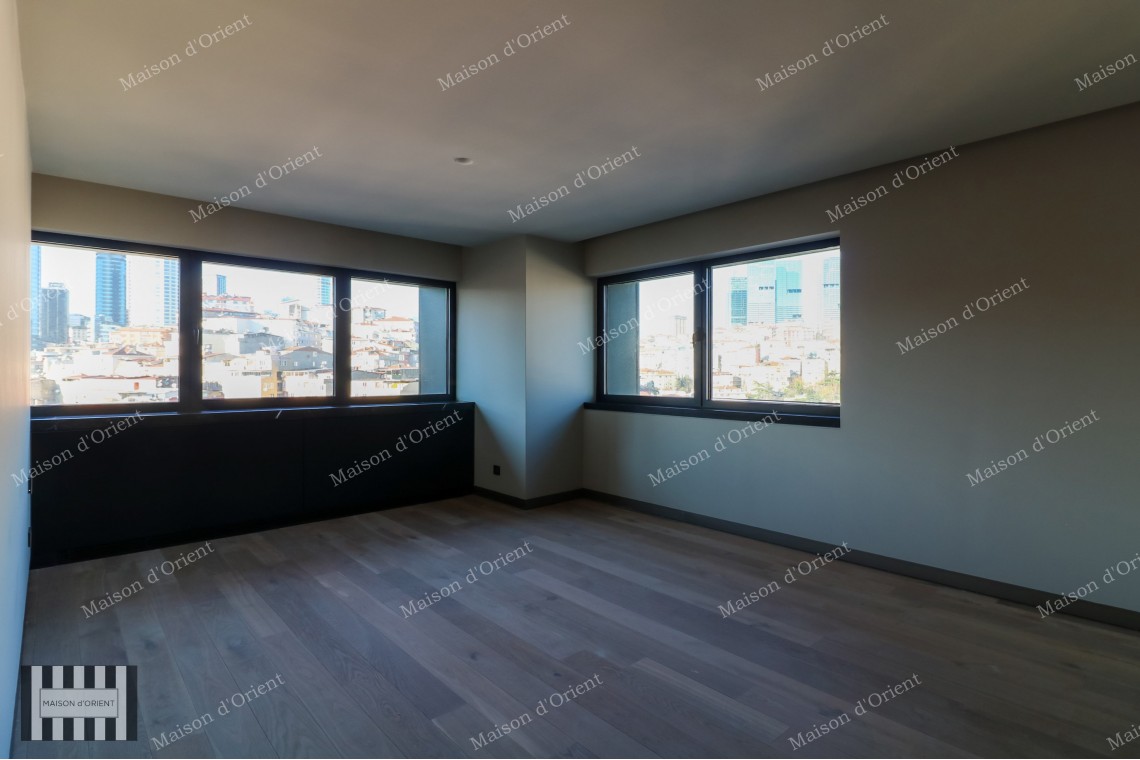 4+1 Residence with Panoramic City View for Sale in Nisantasi