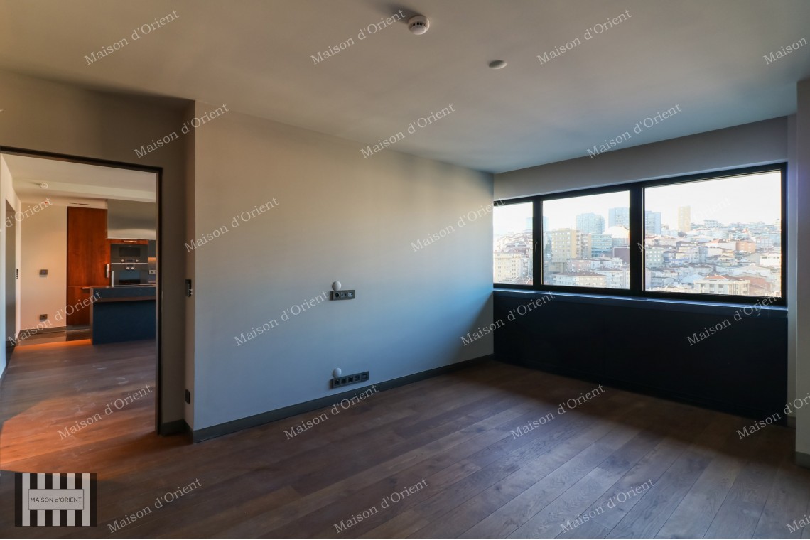 4+1 Residence with Panoramic City View for Sale in Nisantasi