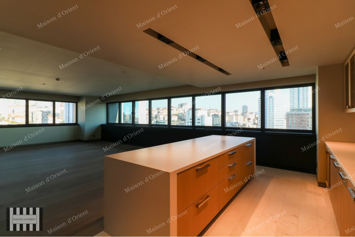 4+1 Residence with Panoramic City View for Sale in Nisantasi