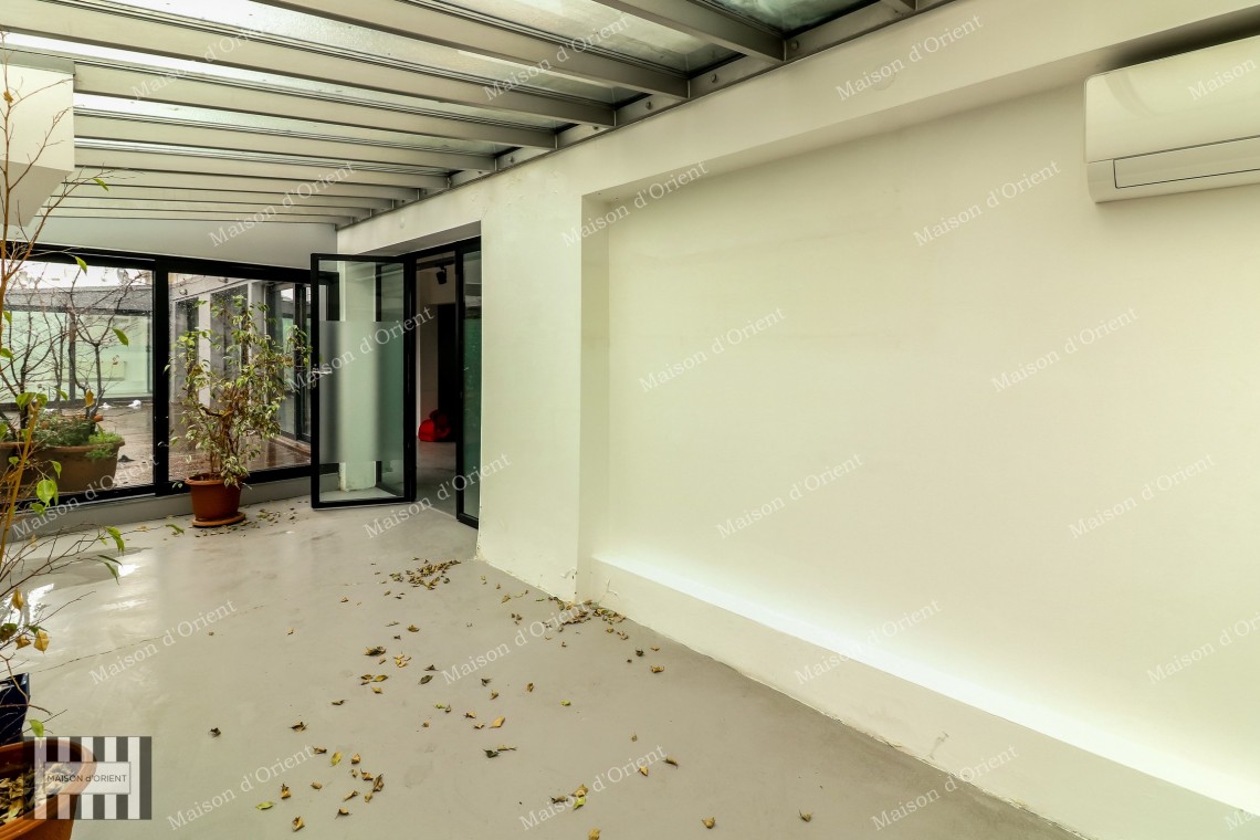 Tarihi Mısır Apartmanı'nda 450m2 Kiralık Teraslı Ofis