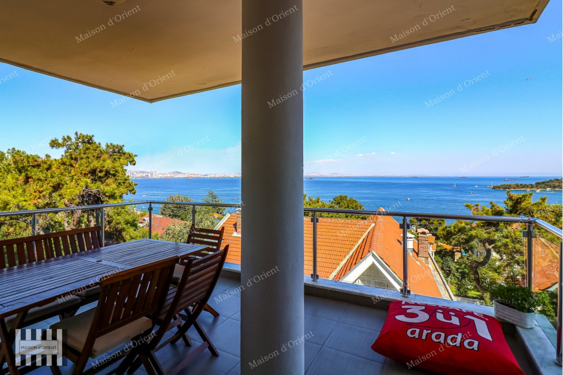 5+1 Duplex Flat for Sale with Terrace and Sea View in Büyükada