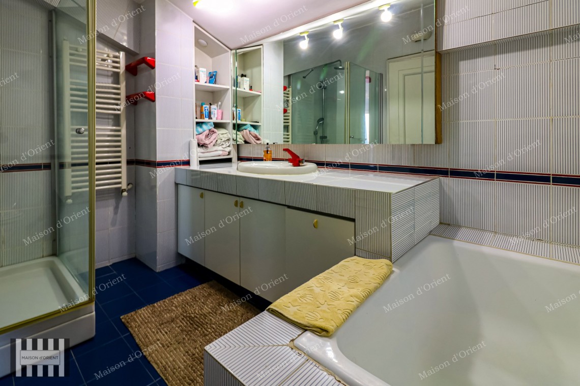 5+1 Duplex Flat for Sale with Terrace and Sea View in Büyükada