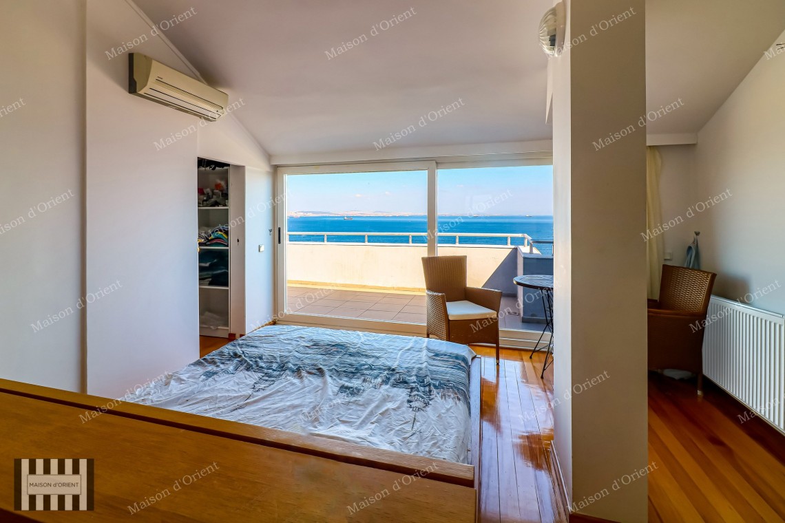 5+1 Duplex Flat for Sale with Terrace and Sea View in Büyükada