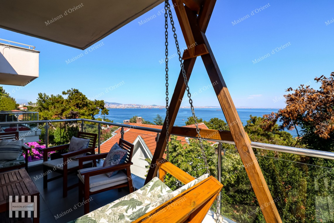 5+1 Duplex Flat for Sale with Terrace and Sea View in Büyükada