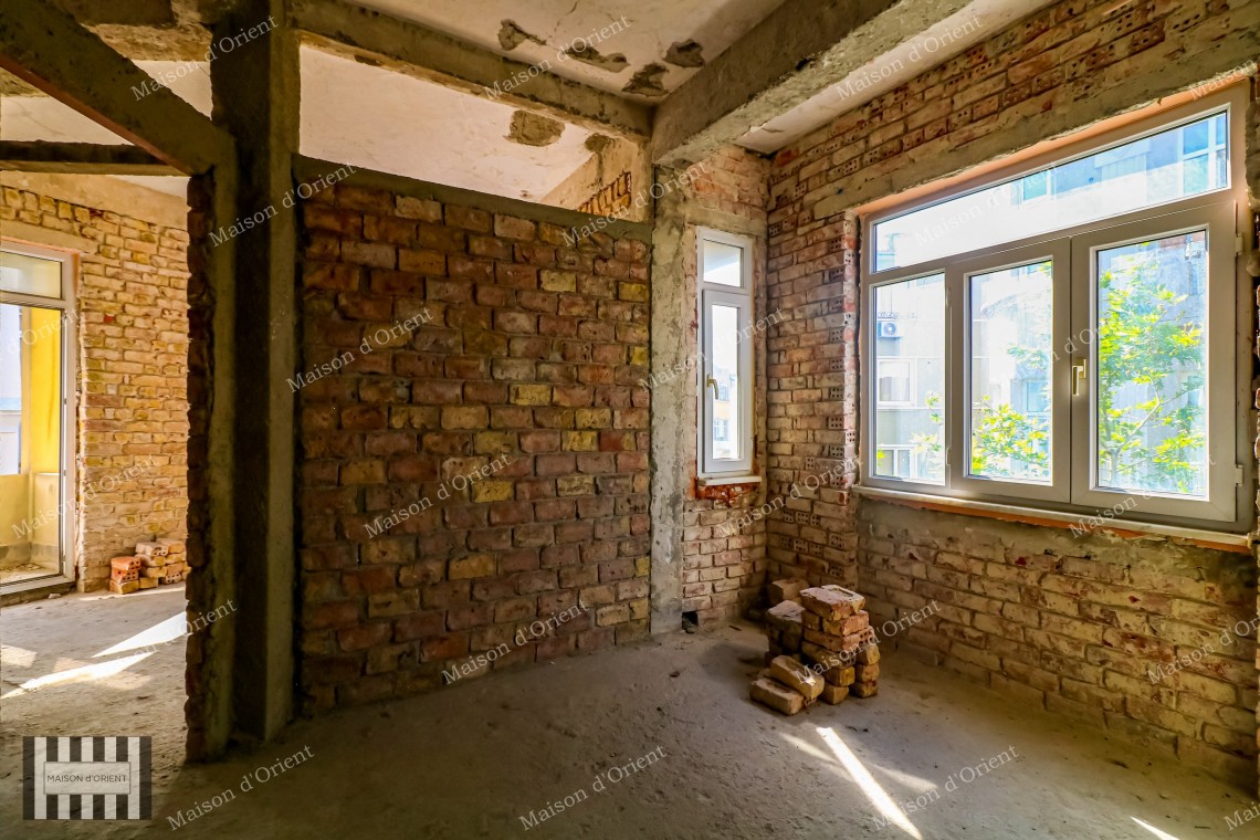 6 Storeys Historical Building for Sale in Central Cihangir