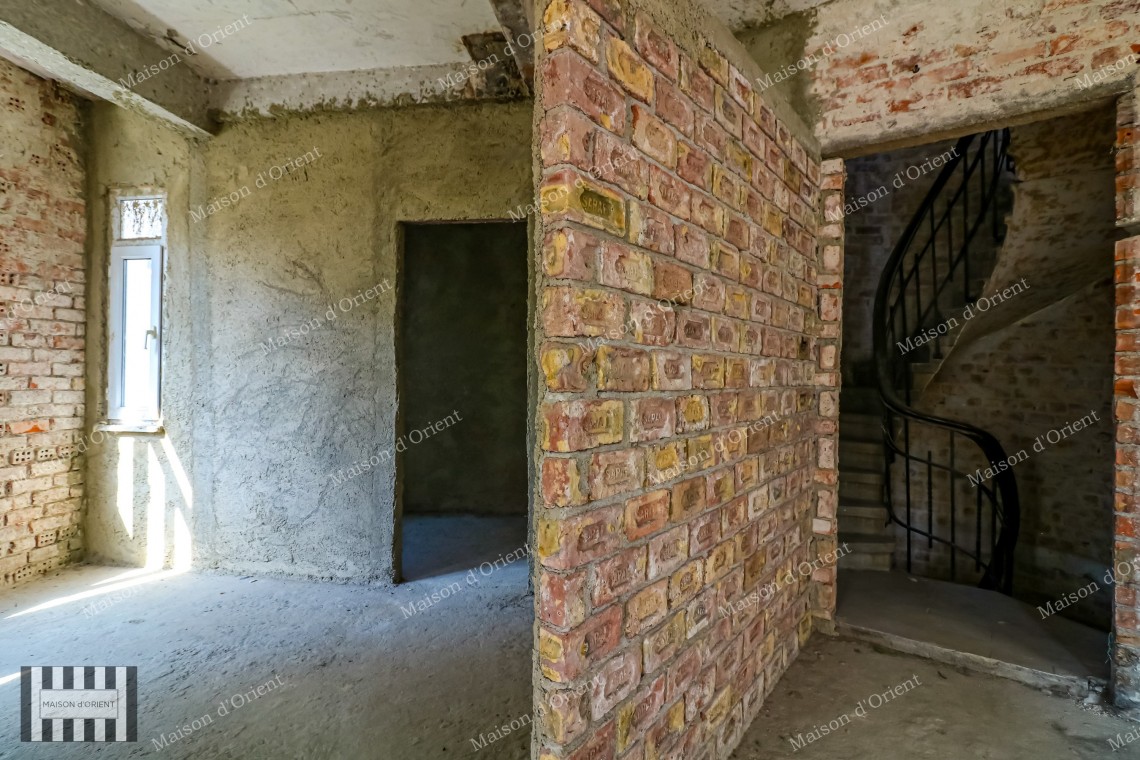 6 Storeys Historical Building for Sale in Central Cihangir