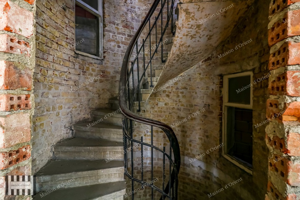 6 Storeys Historical Building for Sale in Central Cihangir