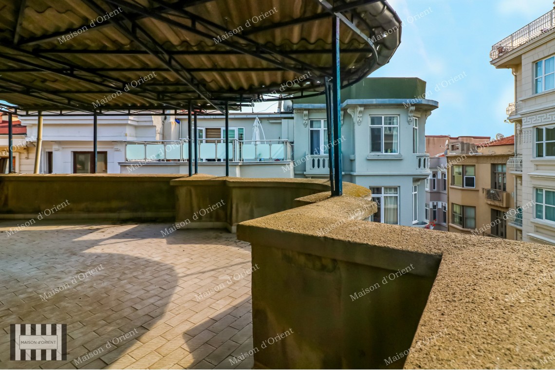 6 Storeys Historical Building for Sale in Central Cihangir