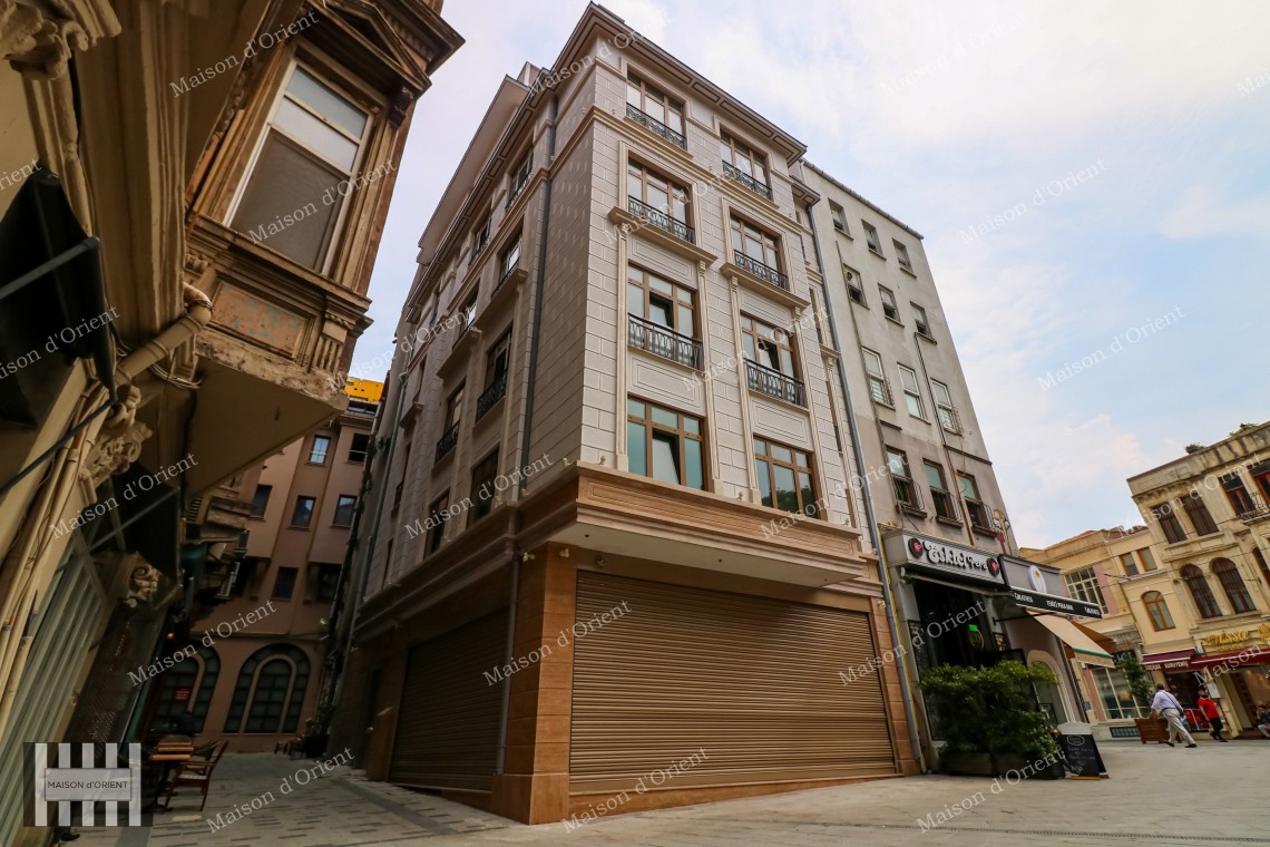 900sqm 5-Storeys Rental Building in Historical Tunel Square