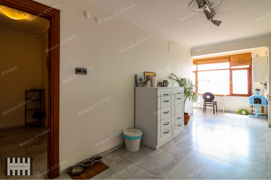 3+1 Rental Flat with Balcony and Bosphorus View in Cihangir