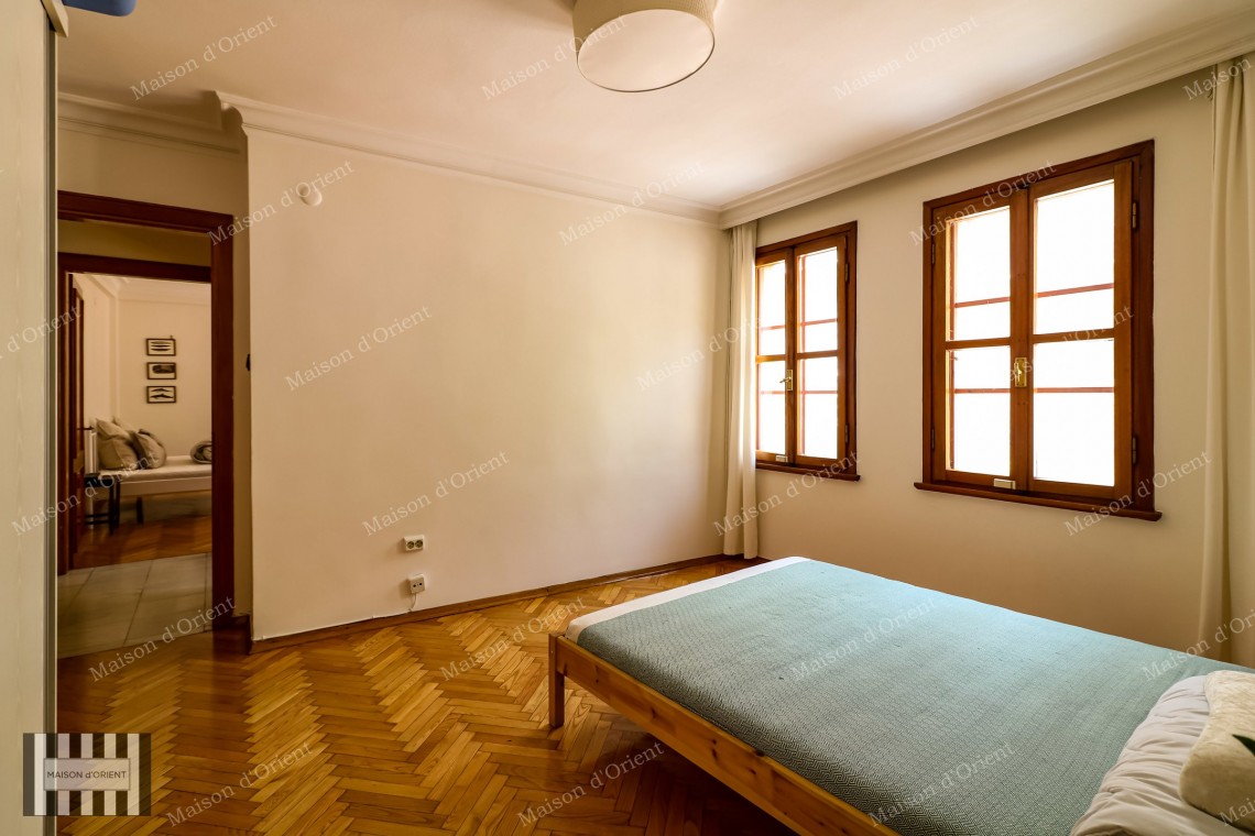 3+1 Rental Flat with Balcony and Bosphorus View in Cihangir