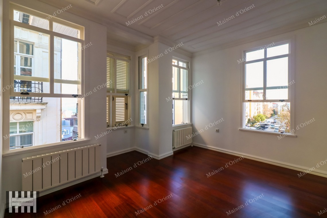5-Storey Historical Detached House for Sale in Cihangir
