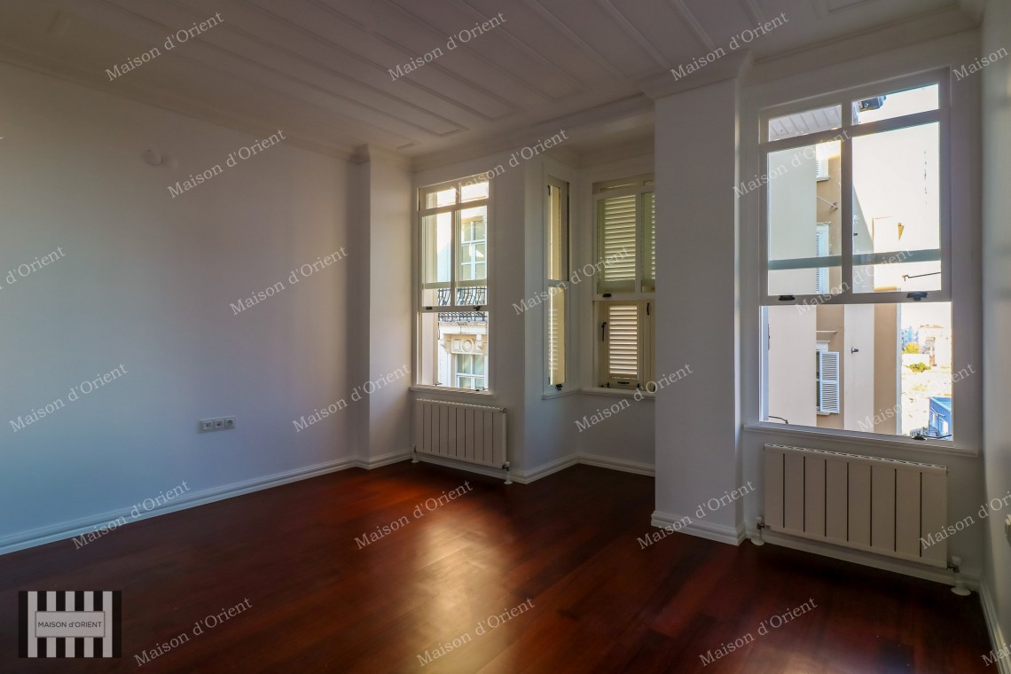 5-Storey Historical Detached House for Sale in Cihangir
