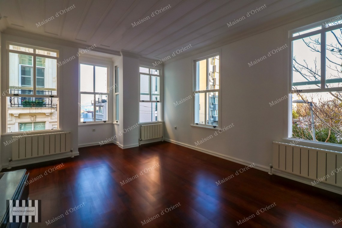 5-Storey Historical Detached House for Sale in Cihangir