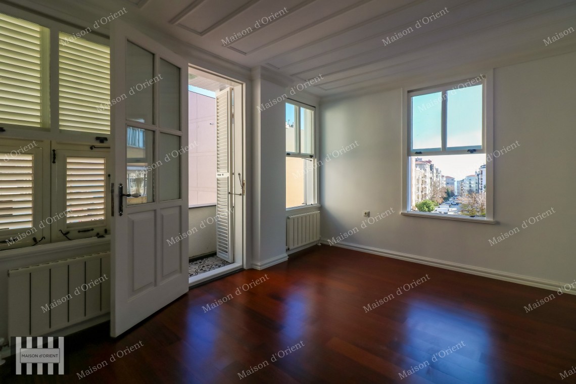 5-Storey Historical Detached House for Sale in Cihangir
