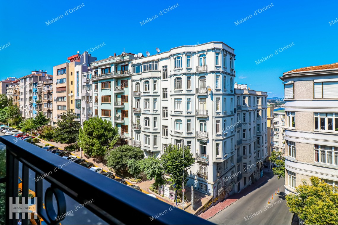 3+1 Flat for Sale in Cihangir Earthquake Proof New Building