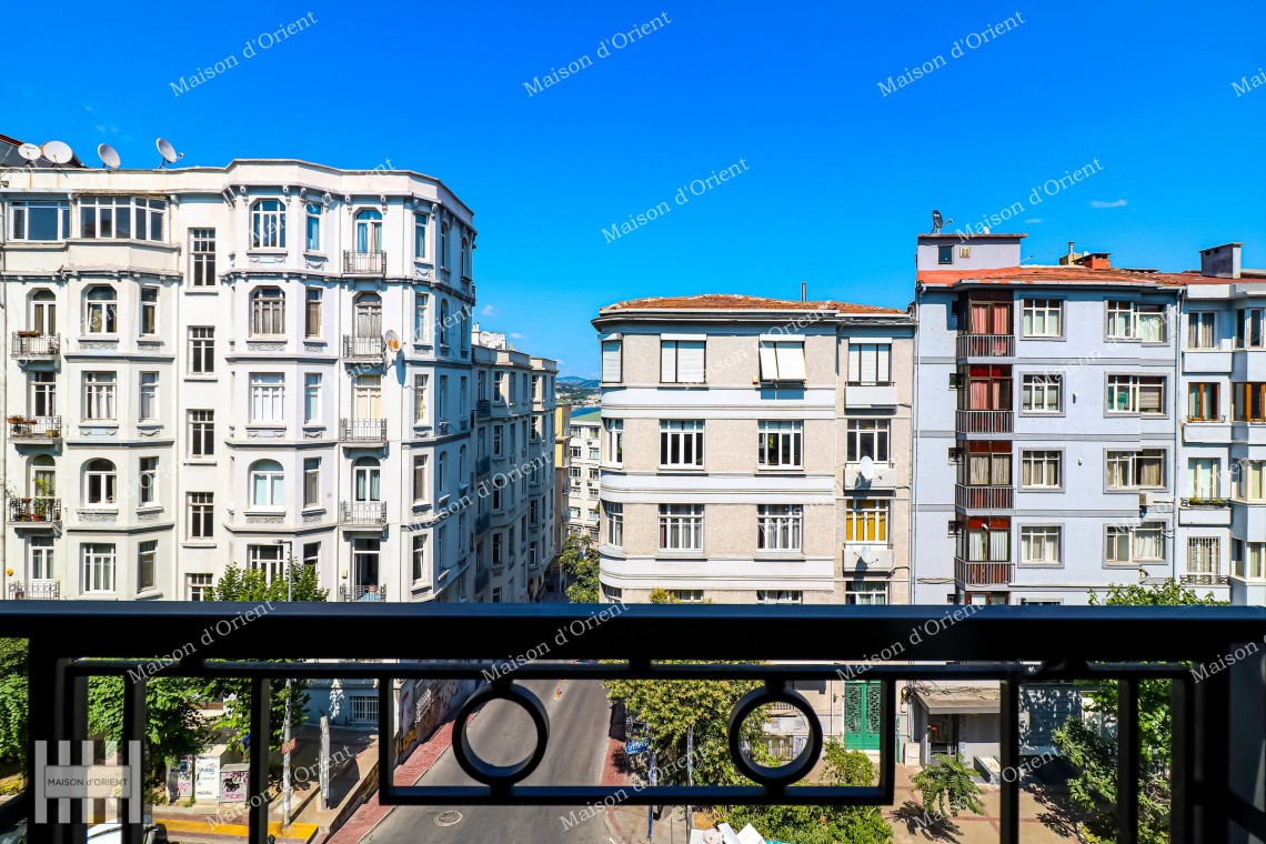 3+1 Flat for Sale in Cihangir Earthquake Proof New Building