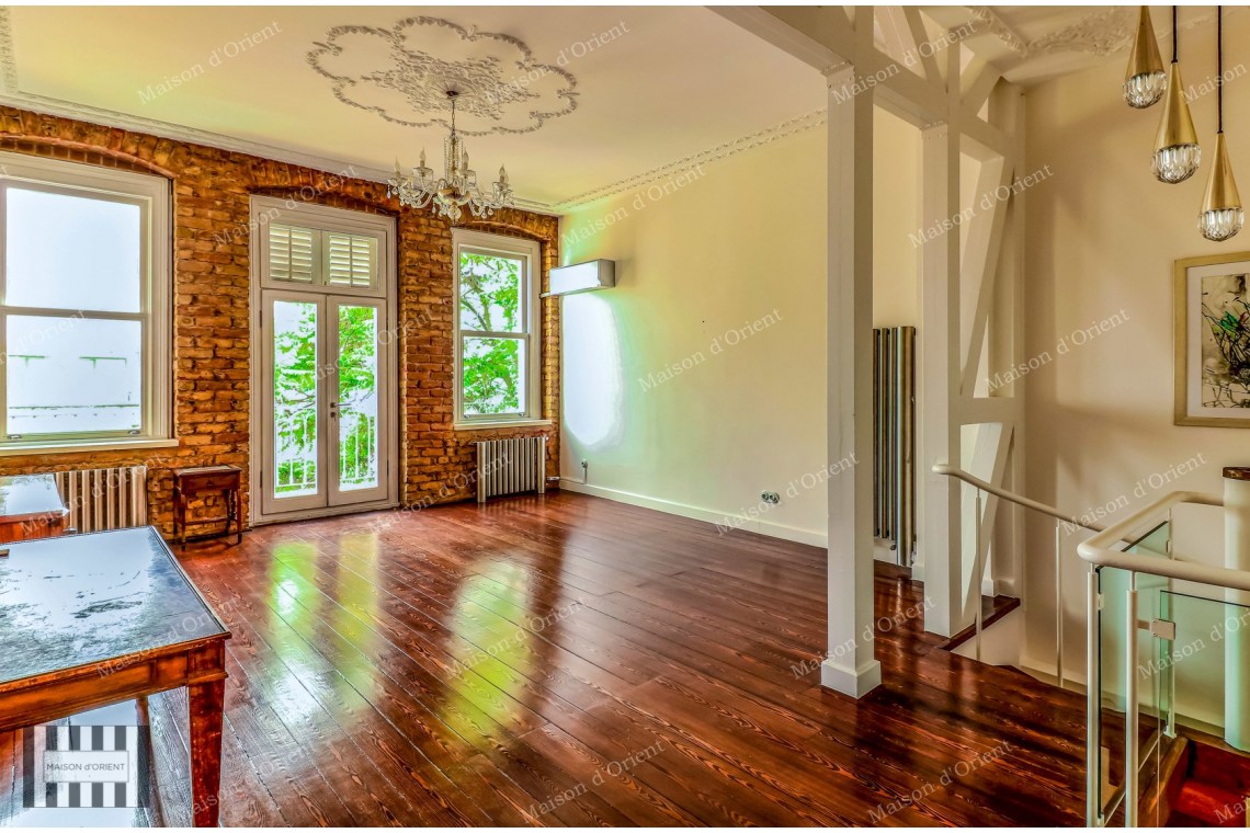 2+1 Duplex with Bosphorus View for Rent in Galata