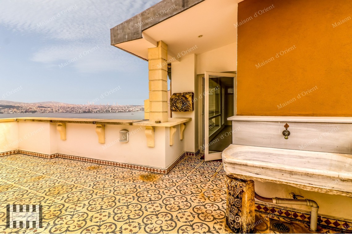 Duplex with Terrace for Rent in Cihangir Pamir Bey Building