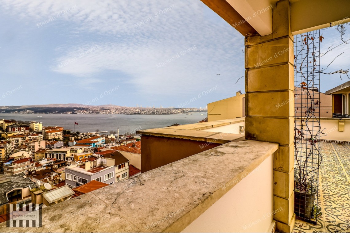 Duplex with Terrace for Rent in Cihangir Pamir Bey Building