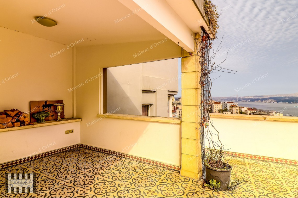 Duplex with Terrace for Rent in Cihangir Pamir Bey Building
