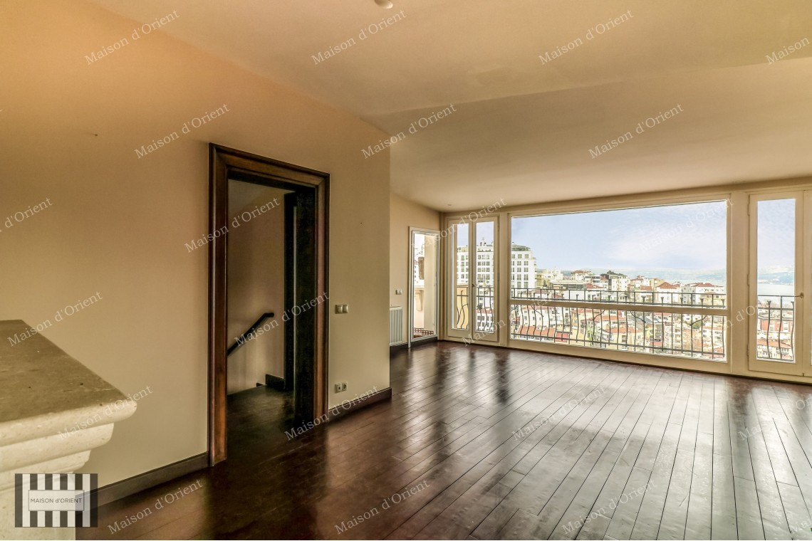 Duplex with Terrace for Rent in Cihangir Pamir Bey Building