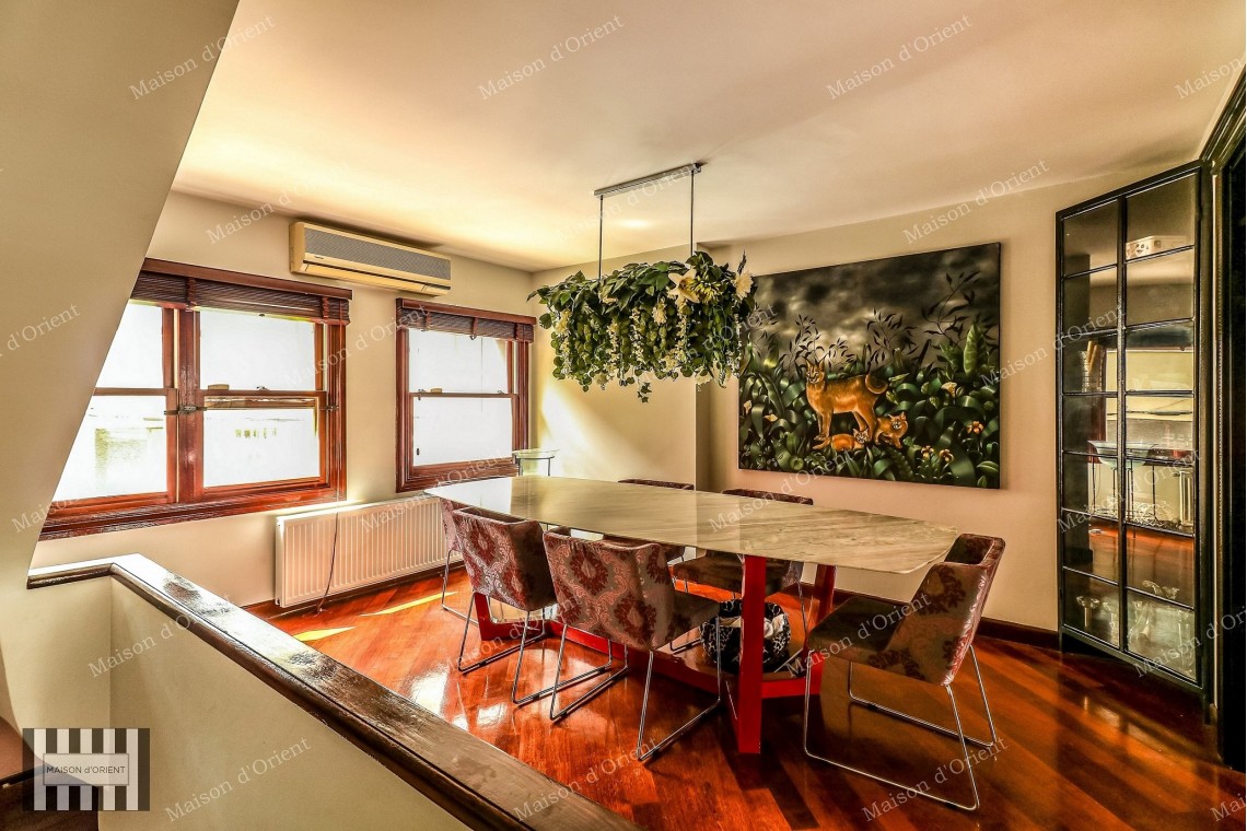 Villa with Private Garden and Pool for Rent in Emirgan