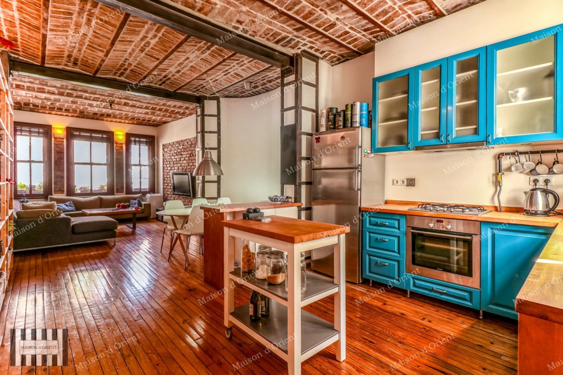Flat for Rent in Historical Alaaddin Building