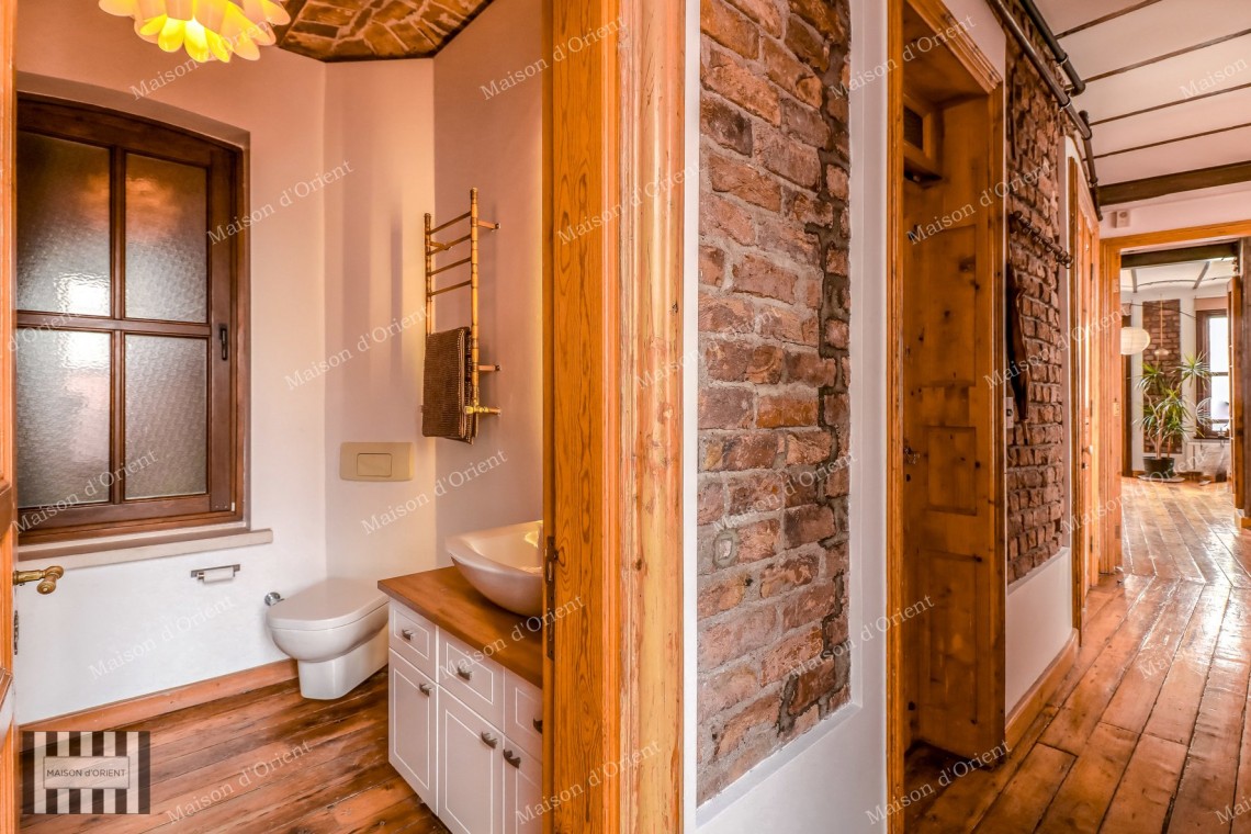 Flat for Rent in Historical Alaaddin Building
