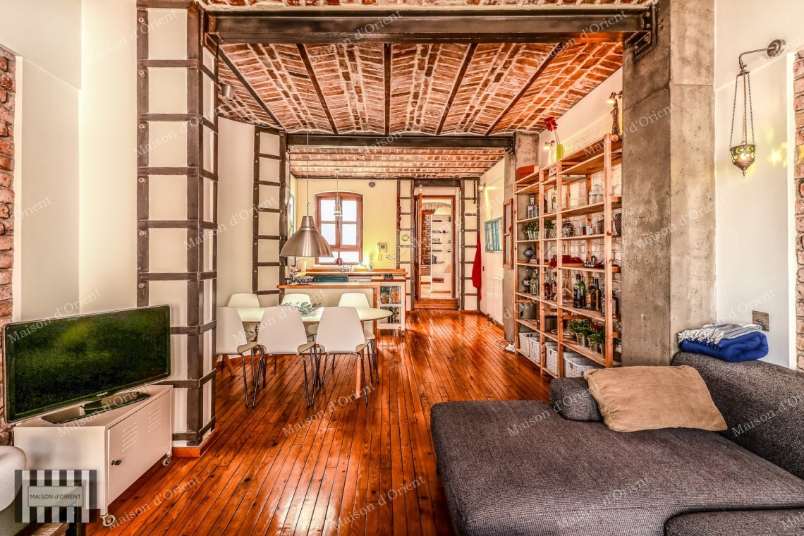 Flat for Rent in Historical Alaaddin Building