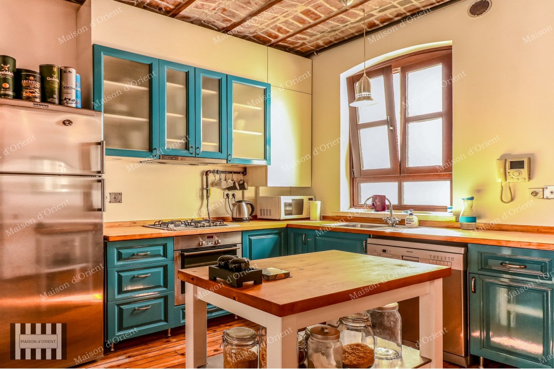 Flat for Rent in Historical Alaaddin Building