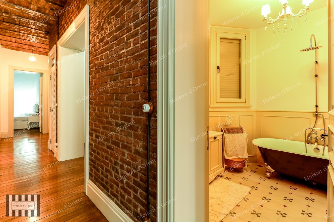 Flat for Rent in Historical Gravier Building