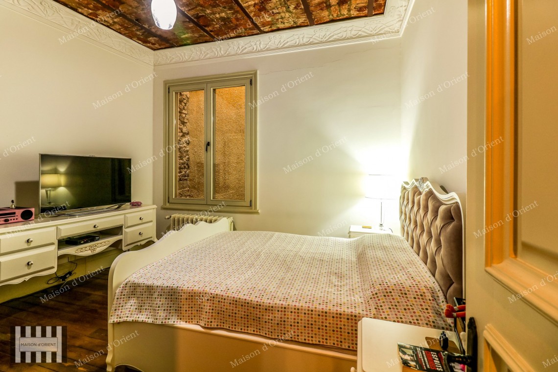 Flat for Rent in Historical Gravier Building