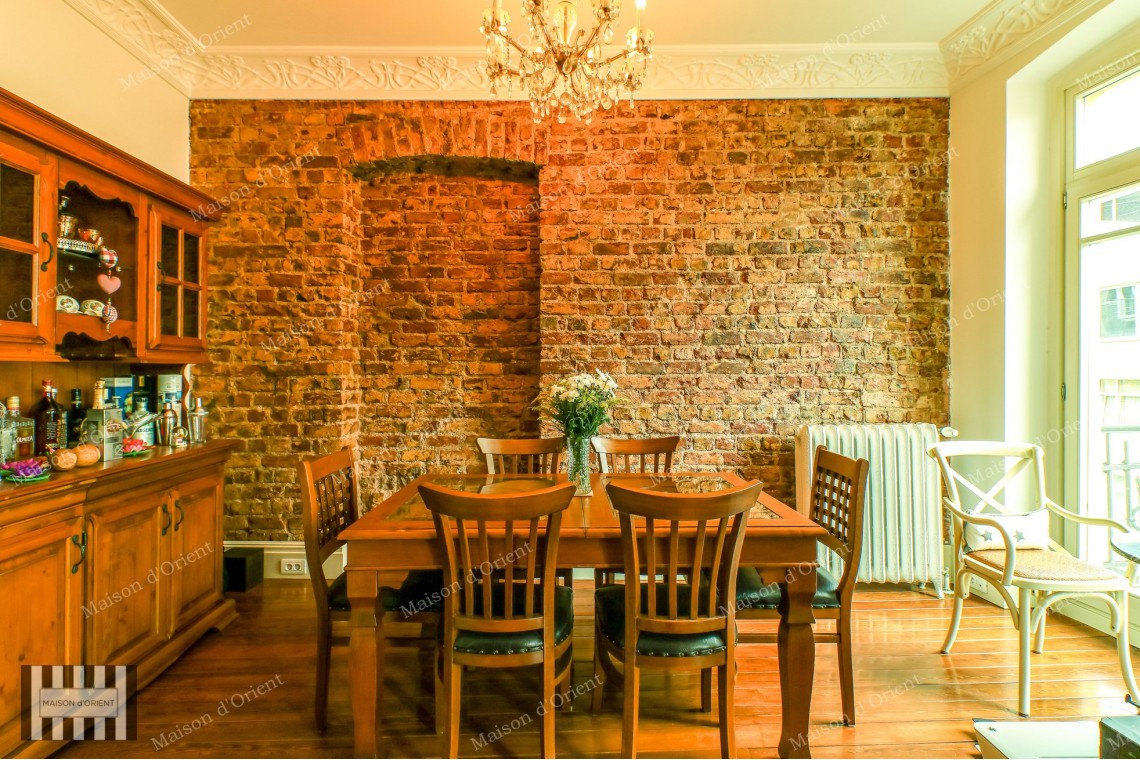 Flat for Rent in Historical Gravier Building