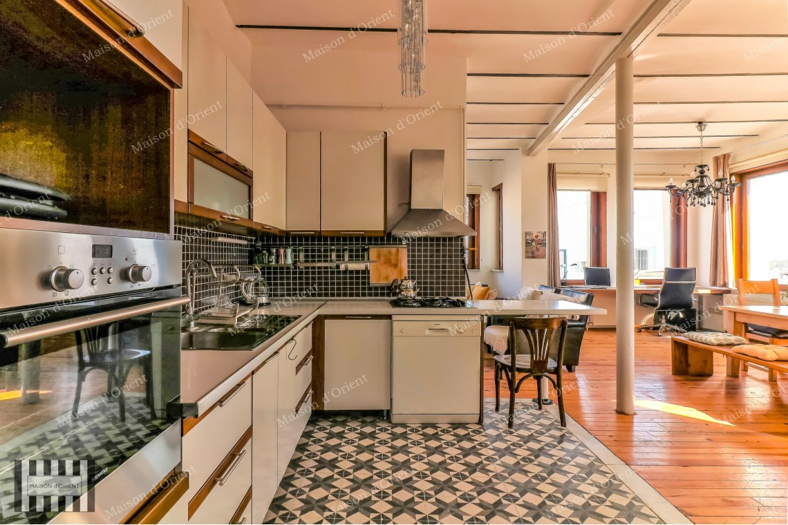 Flat for Rent with Balcony and Terrace