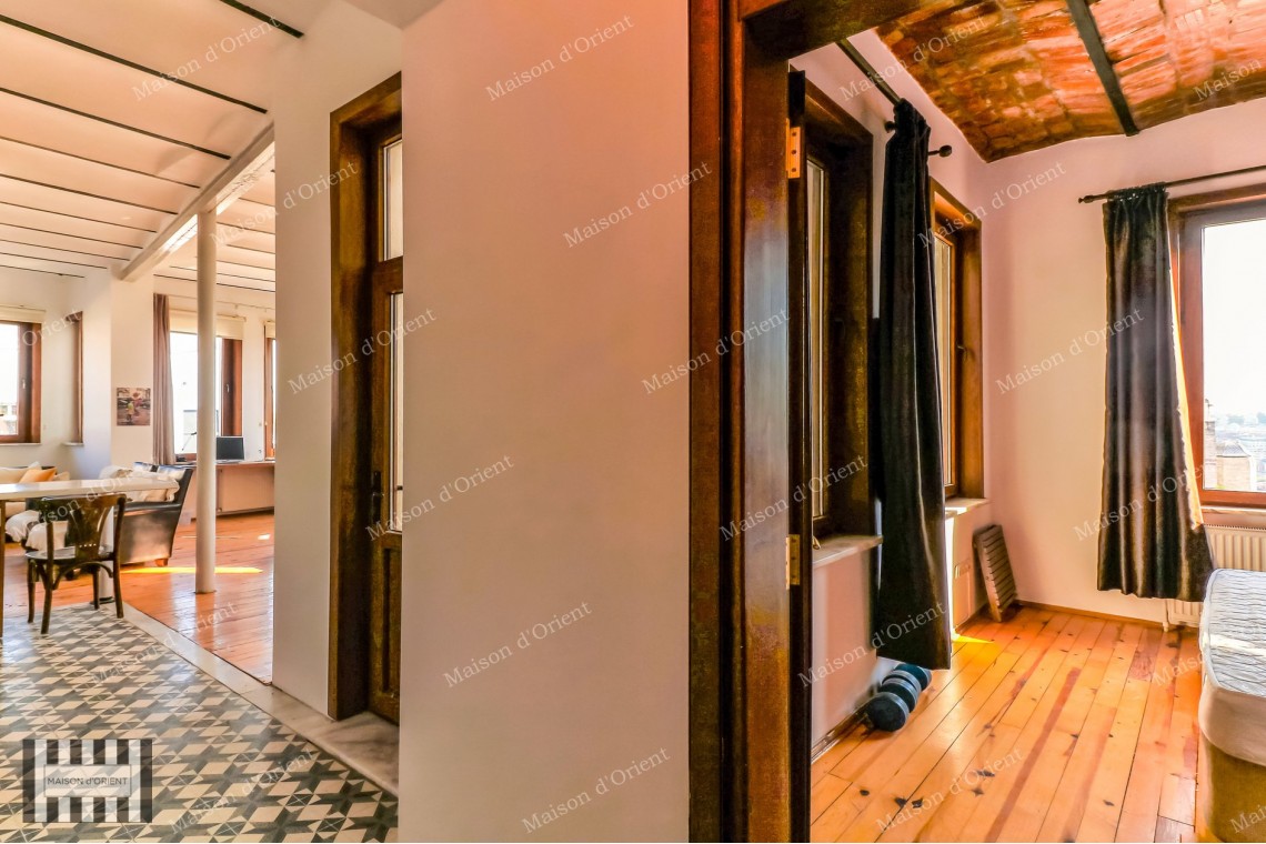 Flat for Rent with Balcony and Terrace