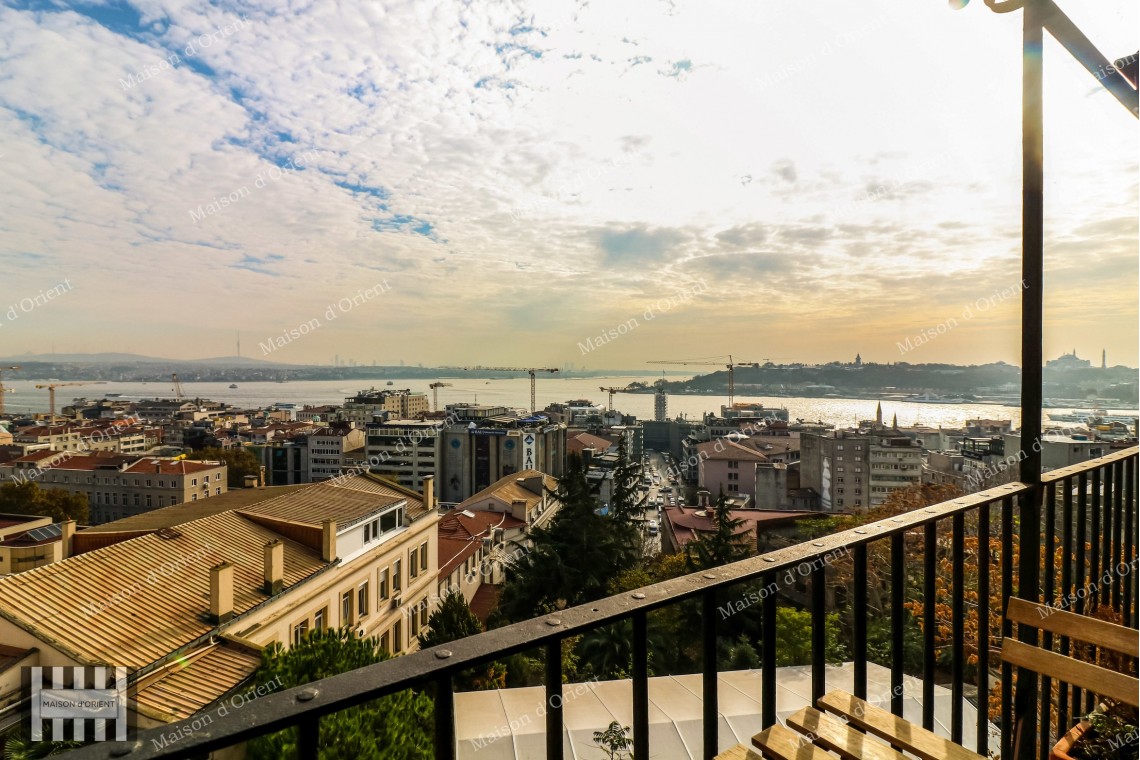 Flat for Rent with Bosphorus View in Galata