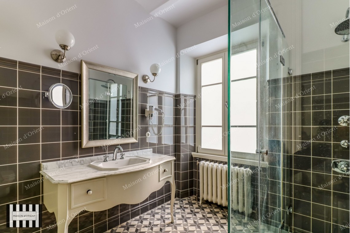 Fully Renovated 1+1 Flat for Rent in Galata Tower Square