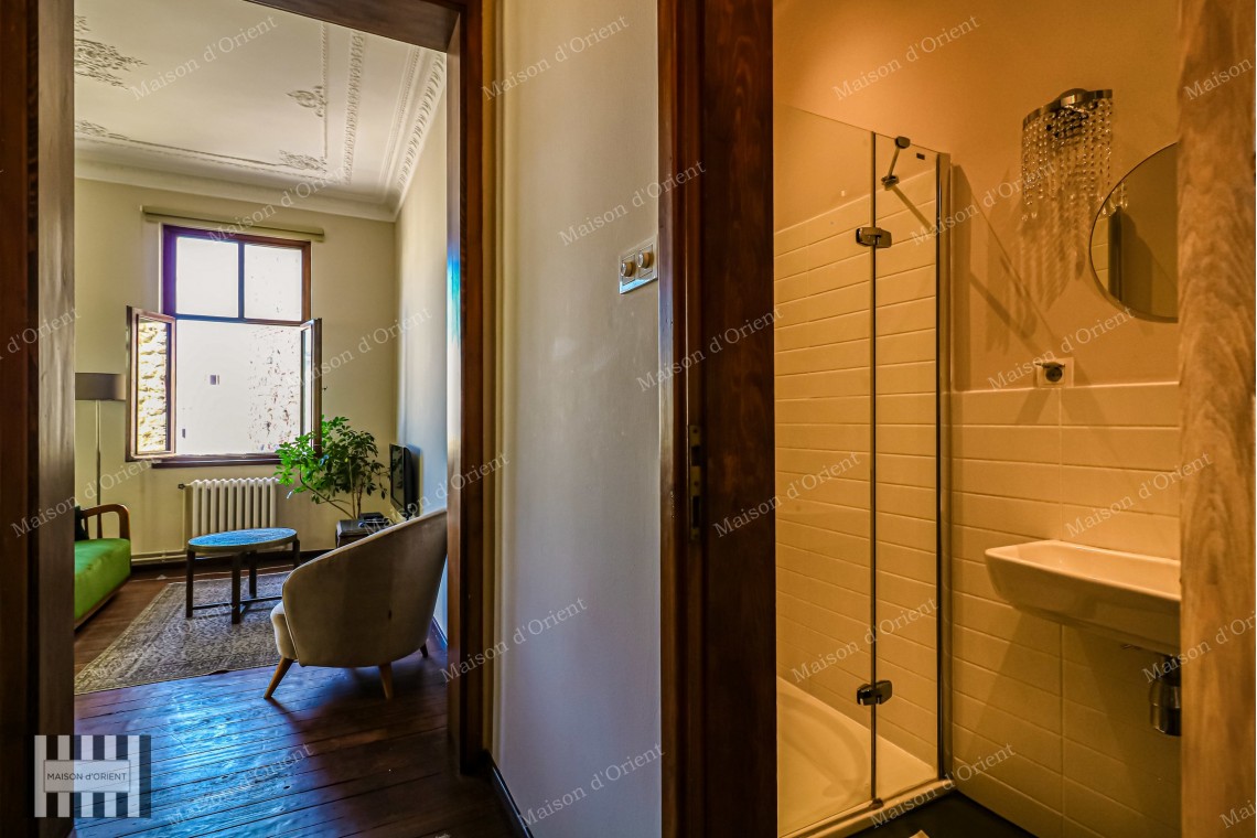 3+1 Rental Flat in Historical Building Next to Galata Tower