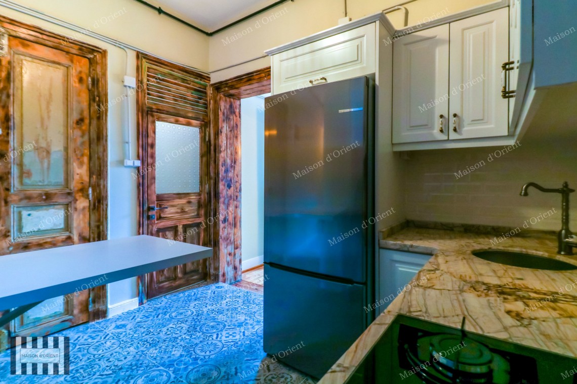 Historical 2+1 Flat with View for Rent in Galata