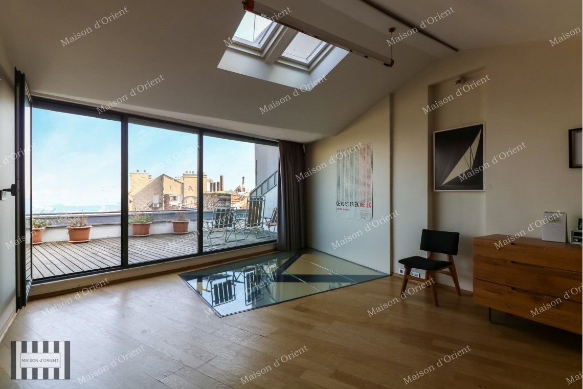 180sqm Duplex with Private Terrace for Rent in Galata
