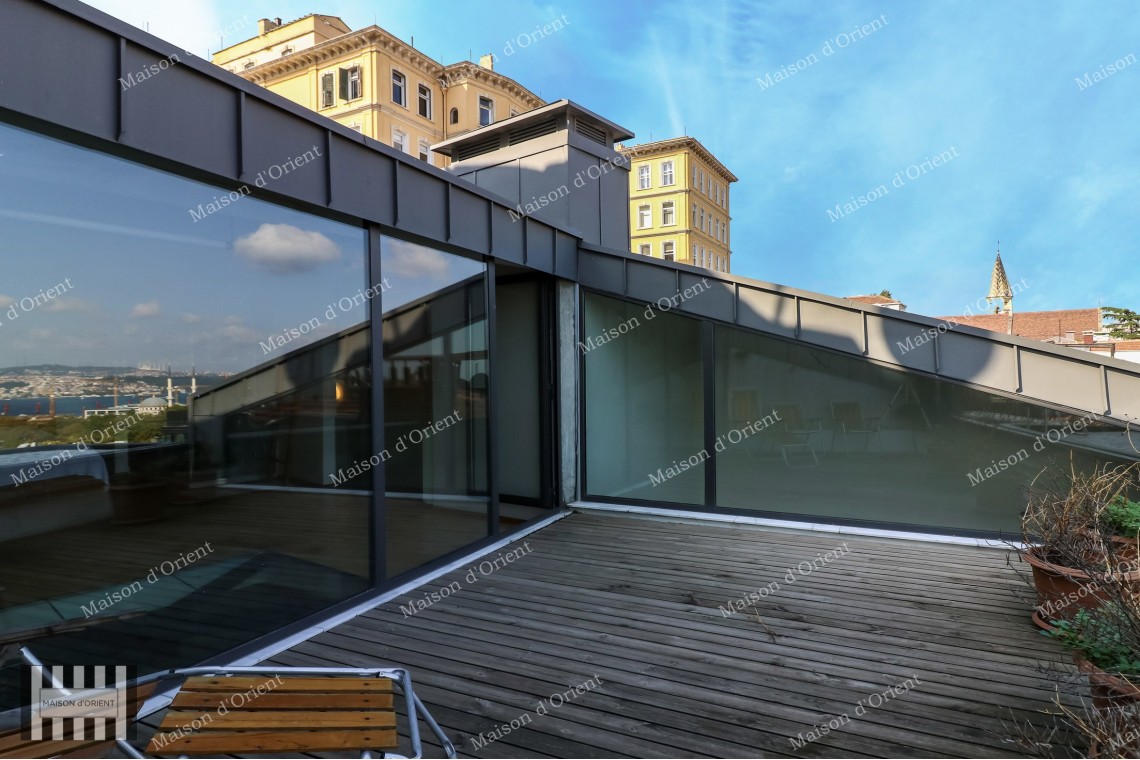 180sqm Duplex with Private Terrace for Rent in Galata