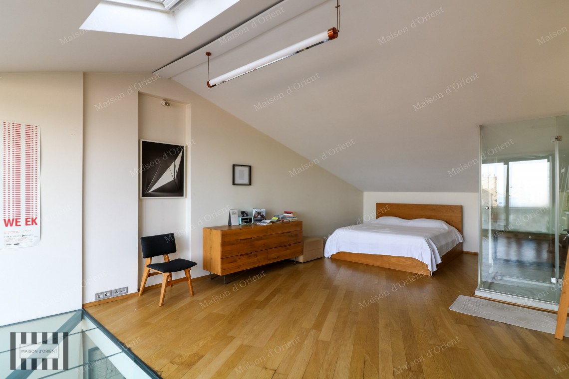 180sqm Duplex with Private Terrace for Rent in Galata