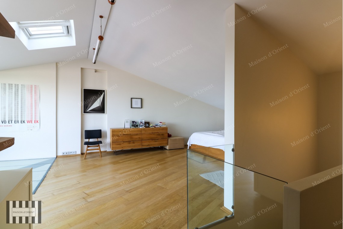 180sqm Duplex with Private Terrace for Rent in Galata