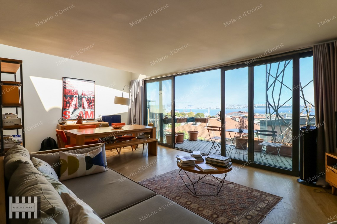 180sqm Duplex with Private Terrace for Rent in Galata