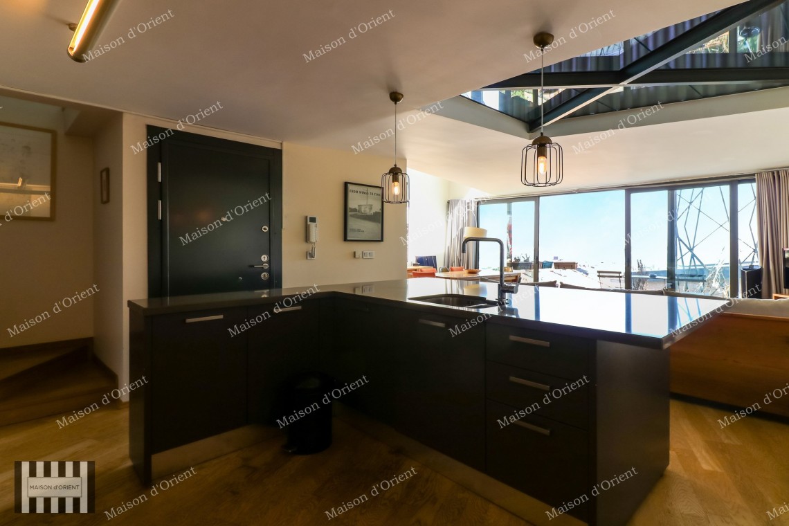 180sqm Duplex with Private Terrace for Rent in Galata