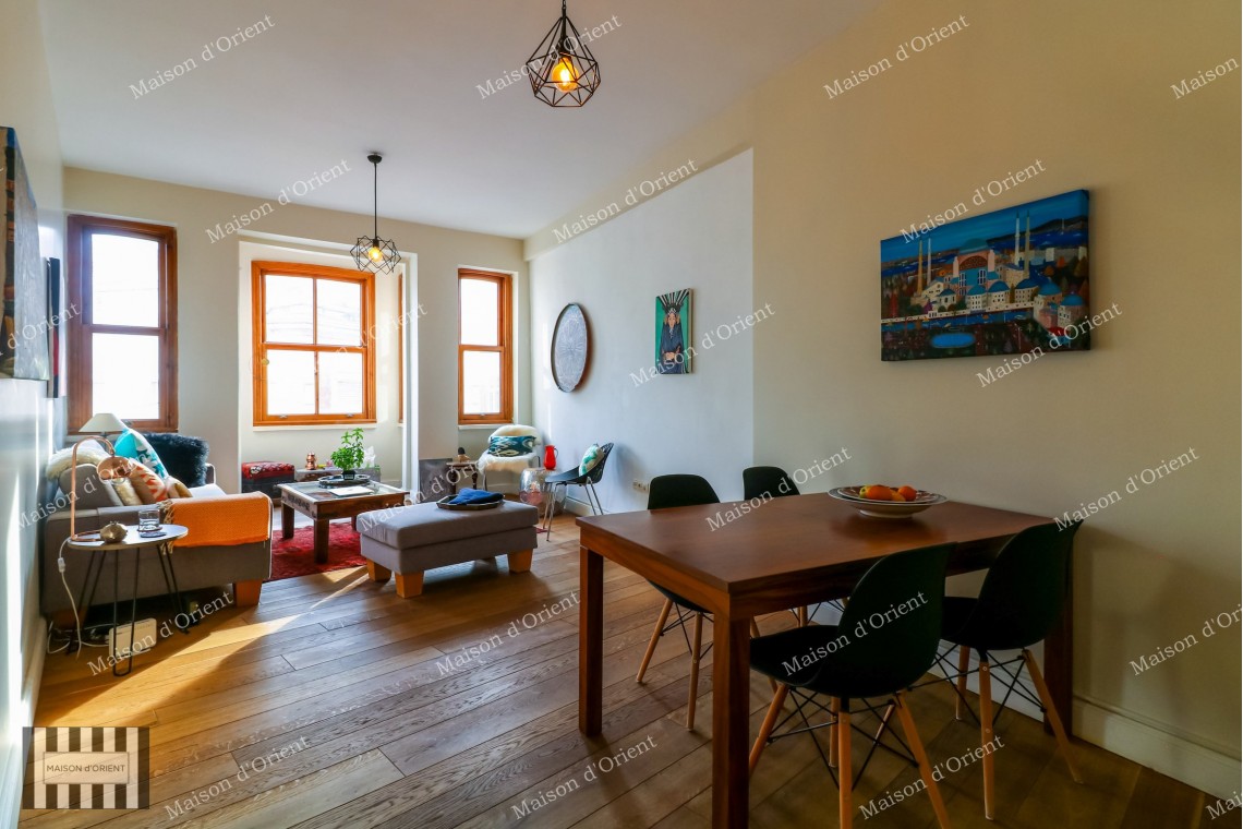 2+1 Rental Flat in Historical Esat Bey Building, Galata