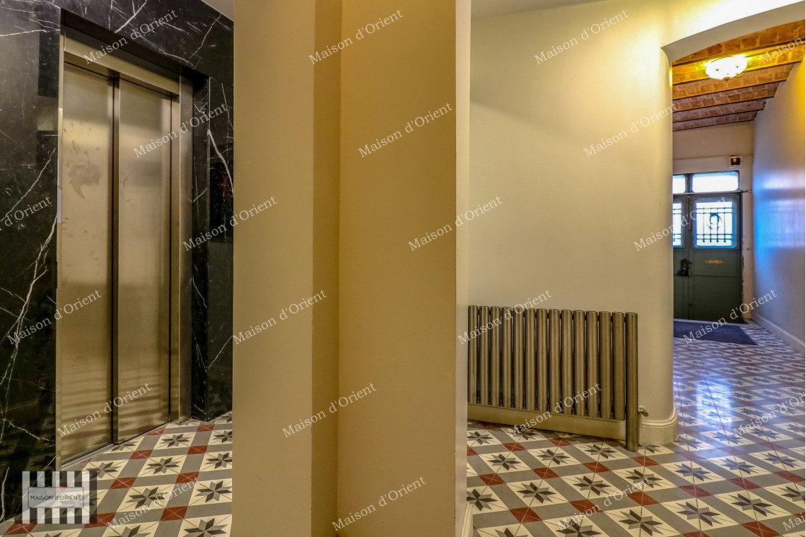 2+1 Rental Flat in Historical Esat Bey Building, Galata